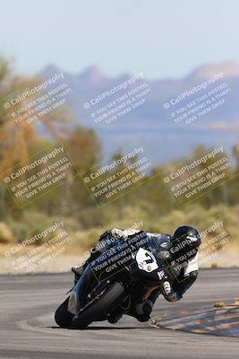 media/Mar-17-2024-CVMA (Sun) [[2dda336935]]/Race 8 Formula Ultra Lightweight Shootout/